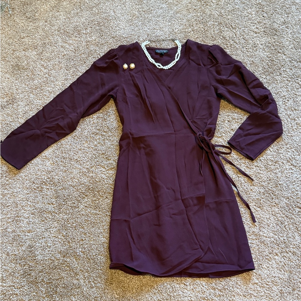 Gorgeous wrap dress with jewelry